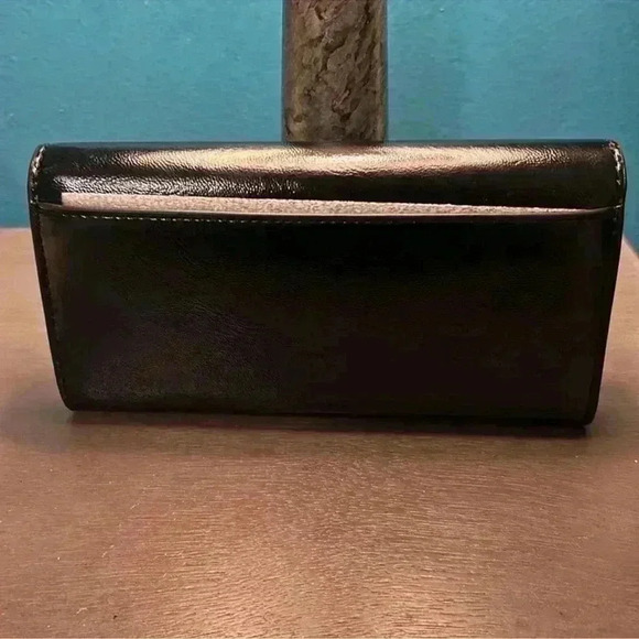 Michael Kors Jet Set Long Black Metallic Leather Wallet NWT Flawless - Picture 3 of 7